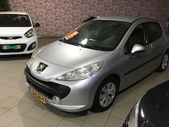 Peugeot 207 - 1.4-16V X-line