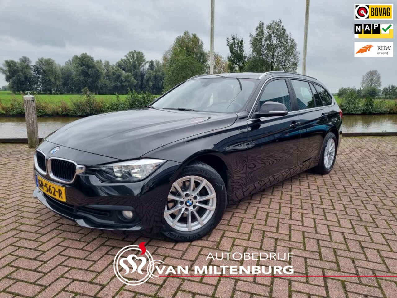 BMW 3-serie Touring - 318i Essential Clima Navi Cruise PDC - AutoWereld.nl