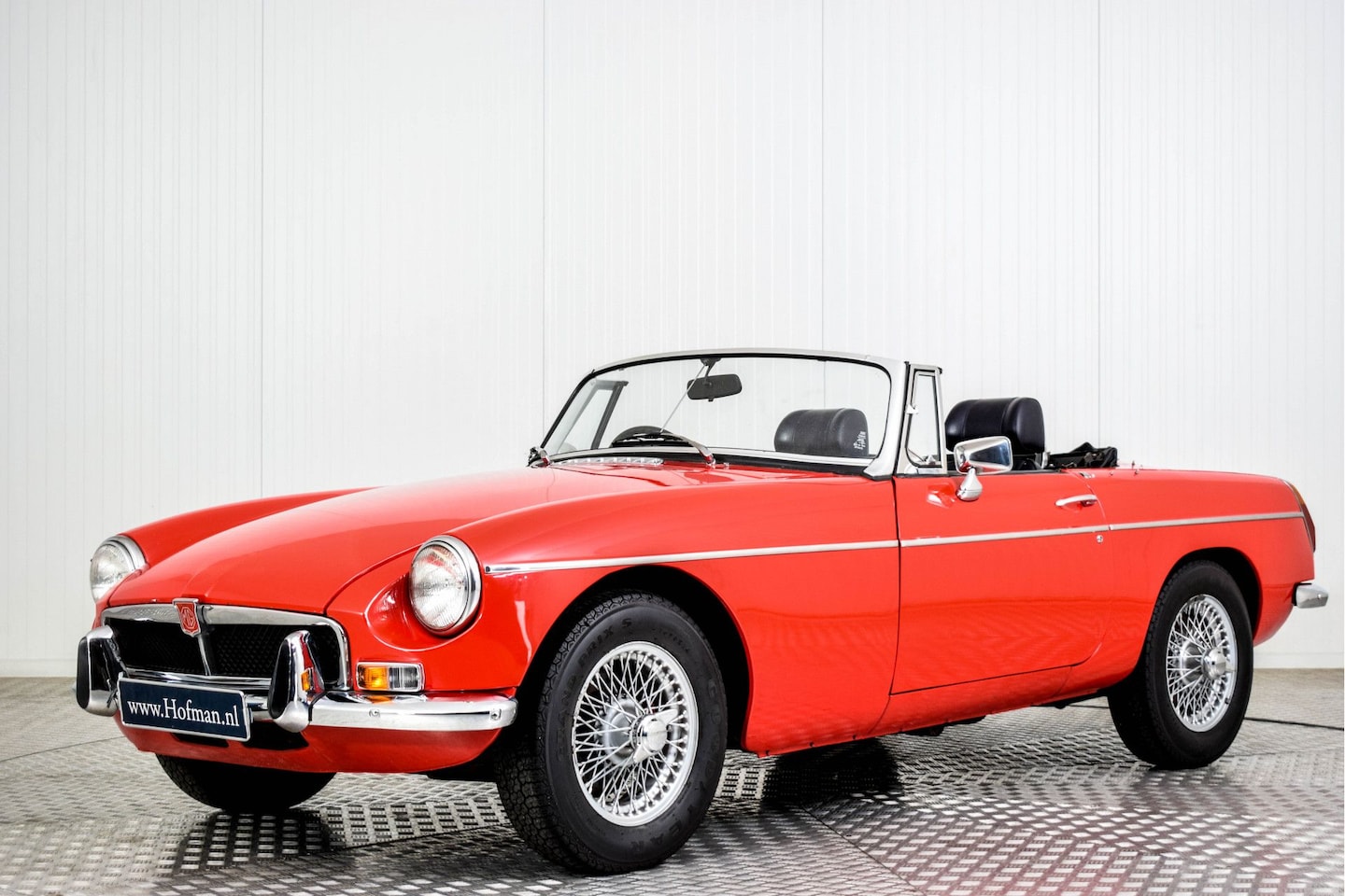 MG B type - MGB Roadster - AutoWereld.nl