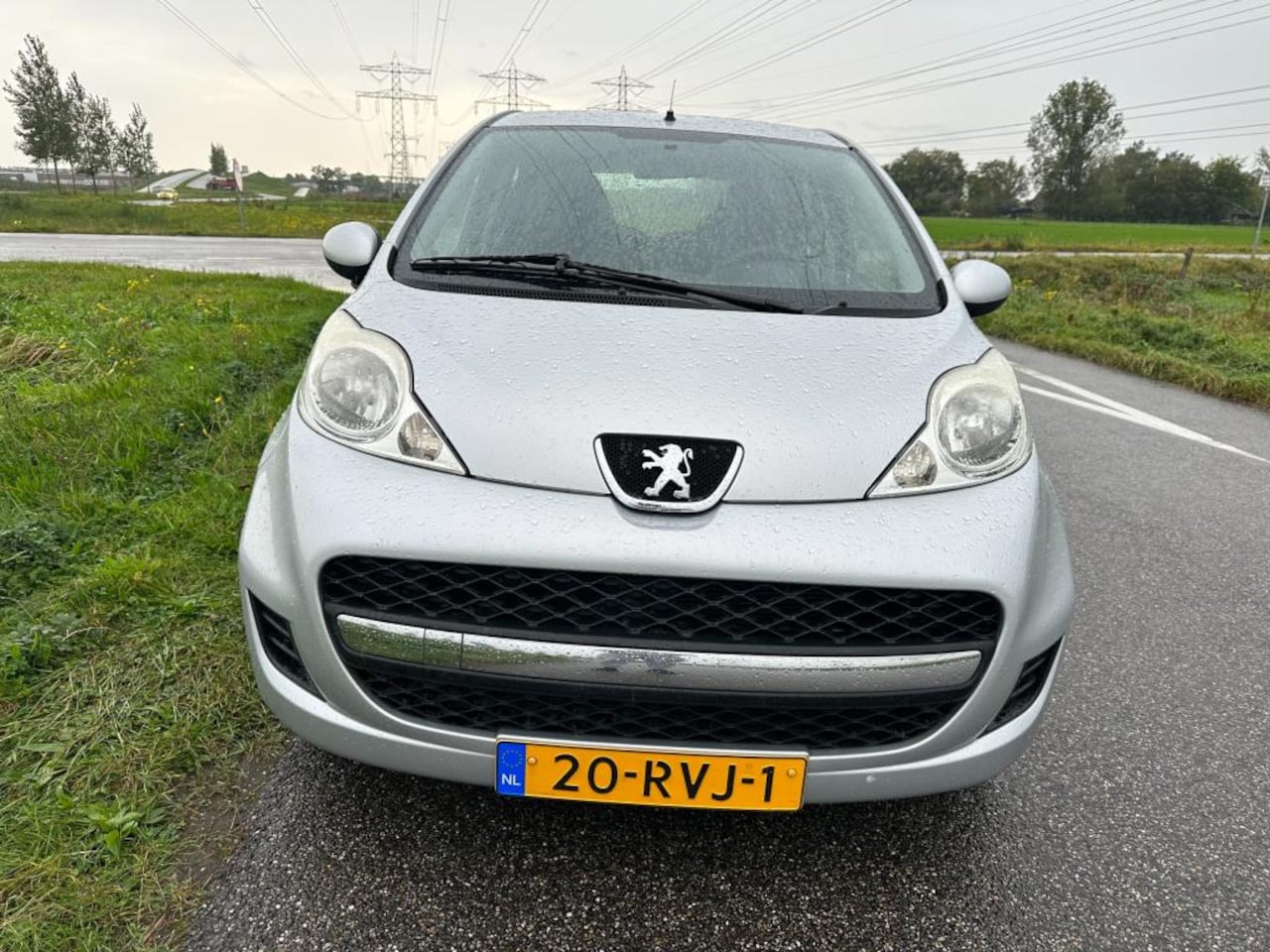 Peugeot 107 - 1.0-12V XS 1.0-12V XS - AutoWereld.nl