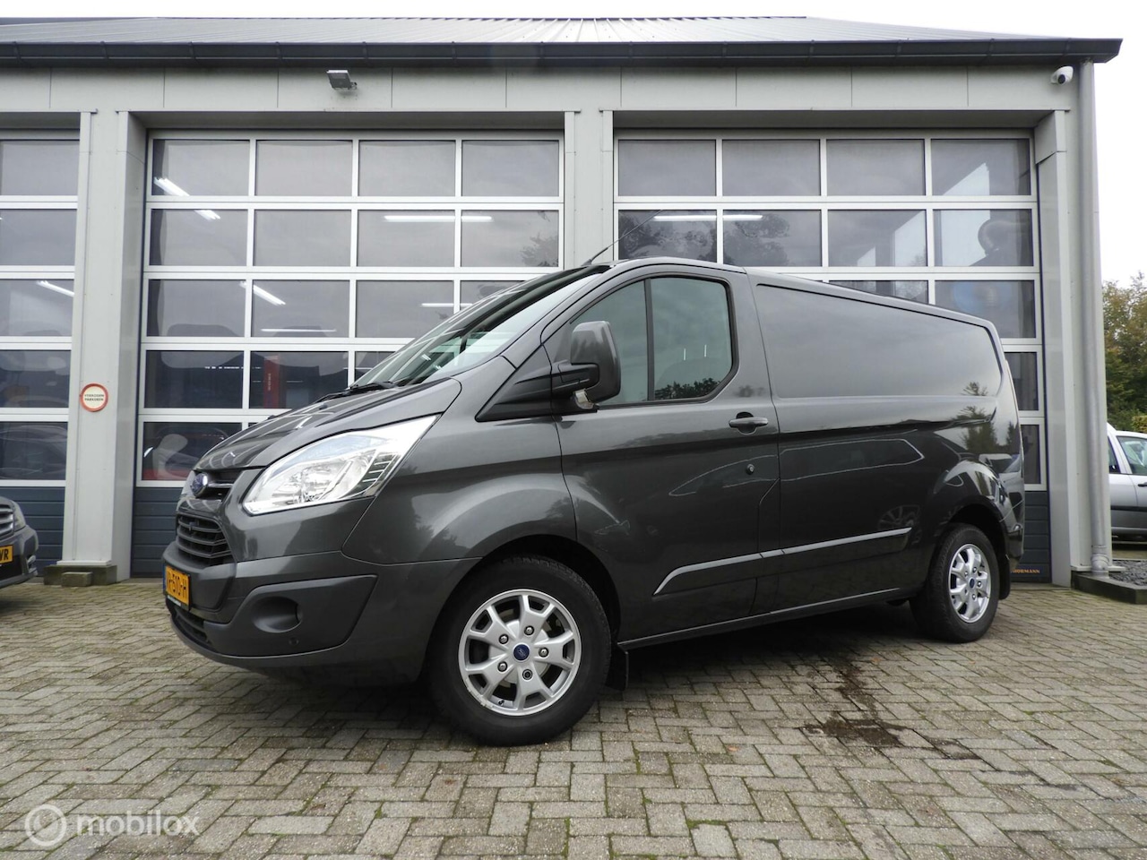 Ford Transit Custom - 270 2.2 TDCI L1H1 Anniversary Edition 270 2.2 TDCI L1H1 Anniversary Edition - AutoWereld.nl