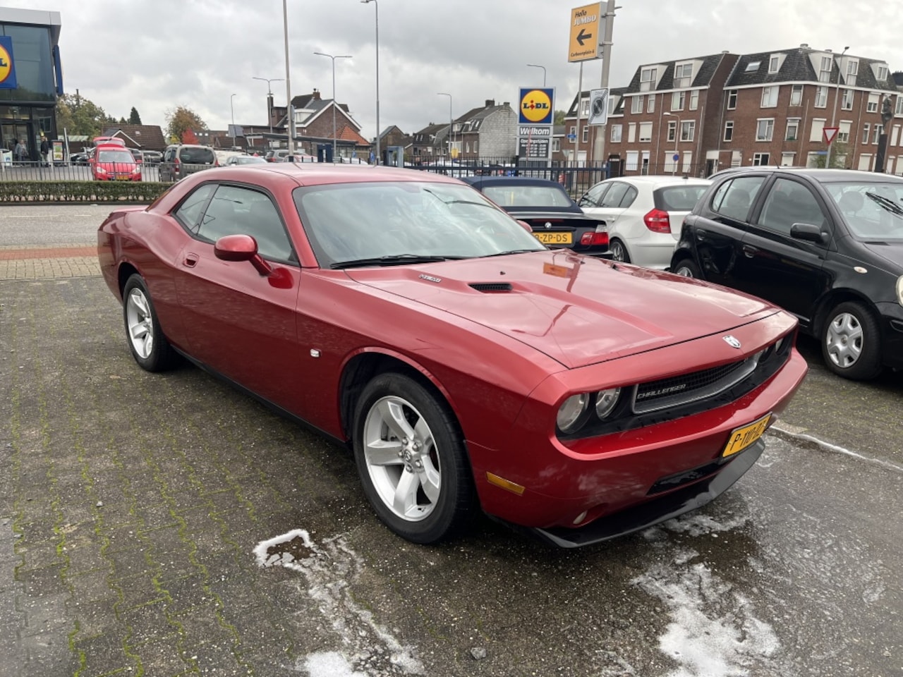 Dodge Challenger - R/T 5.7 liter hemi - AutoWereld.nl