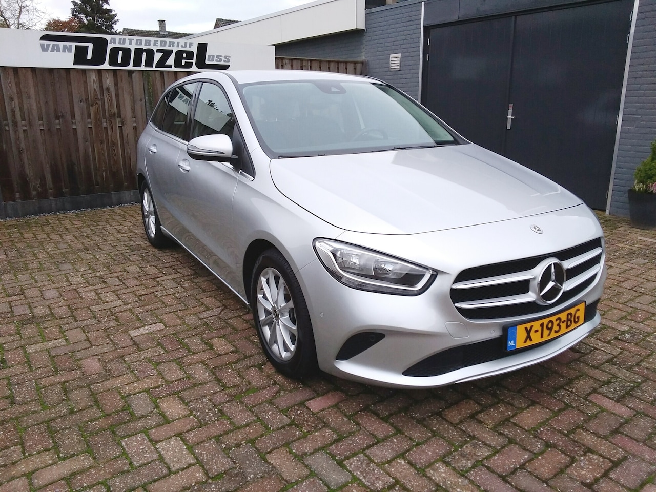 Mercedes-Benz B-klasse 180 Business Solution Plus AUTOMAAT 2019 Benzine ...