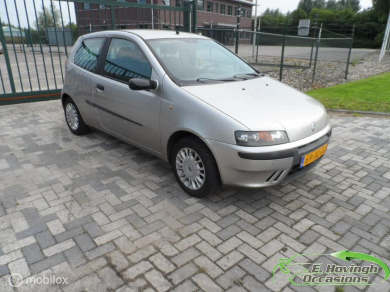 Fiat Punto - 1.2 Sound v/d 1e eigenaar met APK t/m 11-05-2021 - AutoWereld.nl