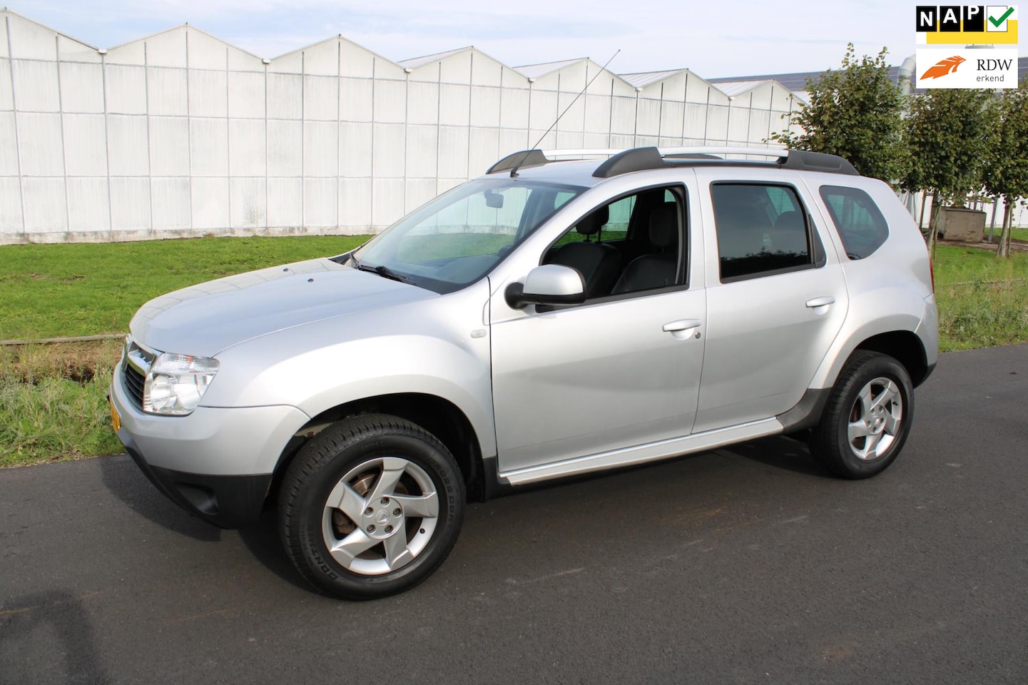 Dacia Duster - 1.6 Aniversare met Leder en Airco - AutoWereld.nl