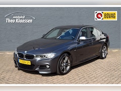 BMW 3-serie - 320i High Executive M-Sport Automaat