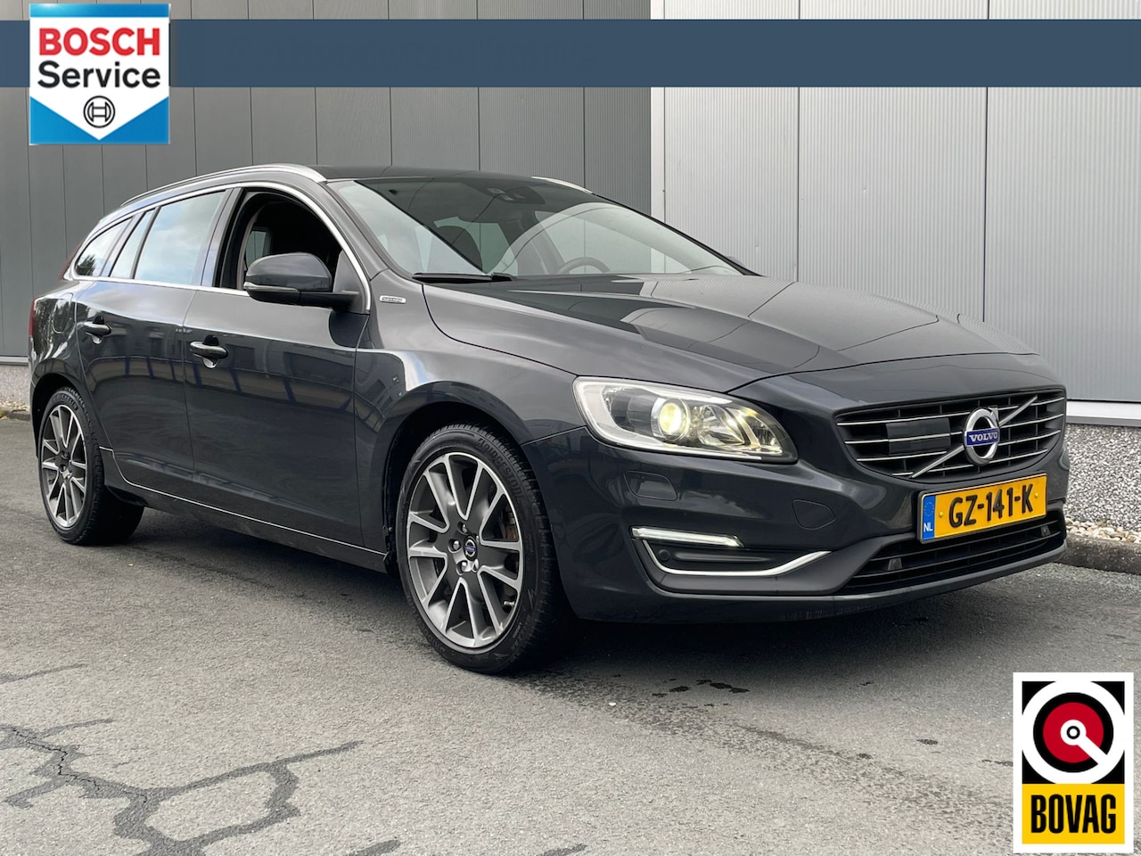 Volvo V60 - 2.4 D6 Twin Engine R-Design 2.4 D6 Twin Engine R-Design - AutoWereld.nl