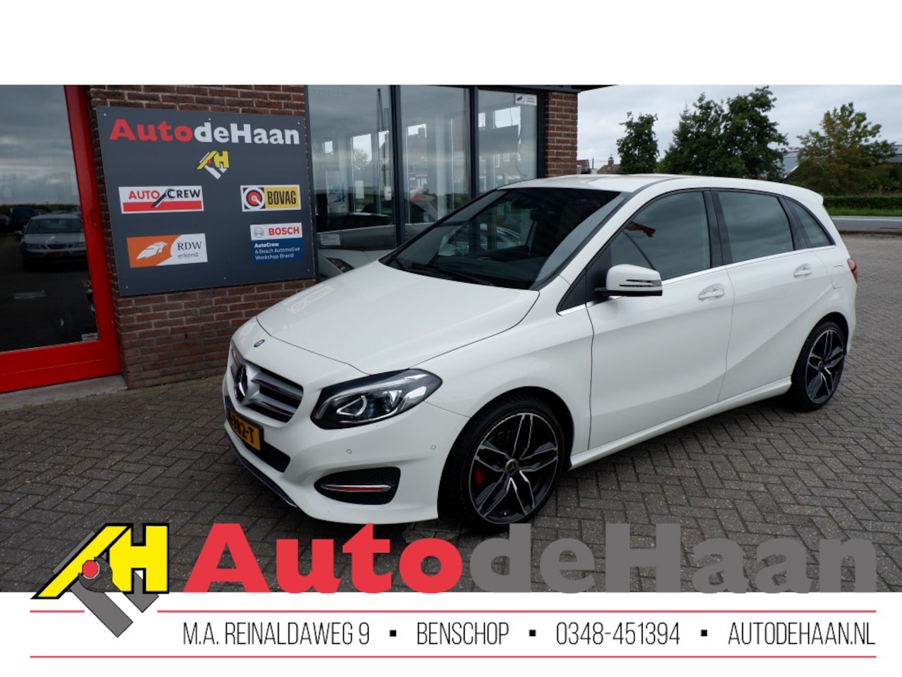 Mercedes-Benz B-klasse - 180 Ambition Navi/Cruise/Led/Trekhaak/18" - AutoWereld.nl