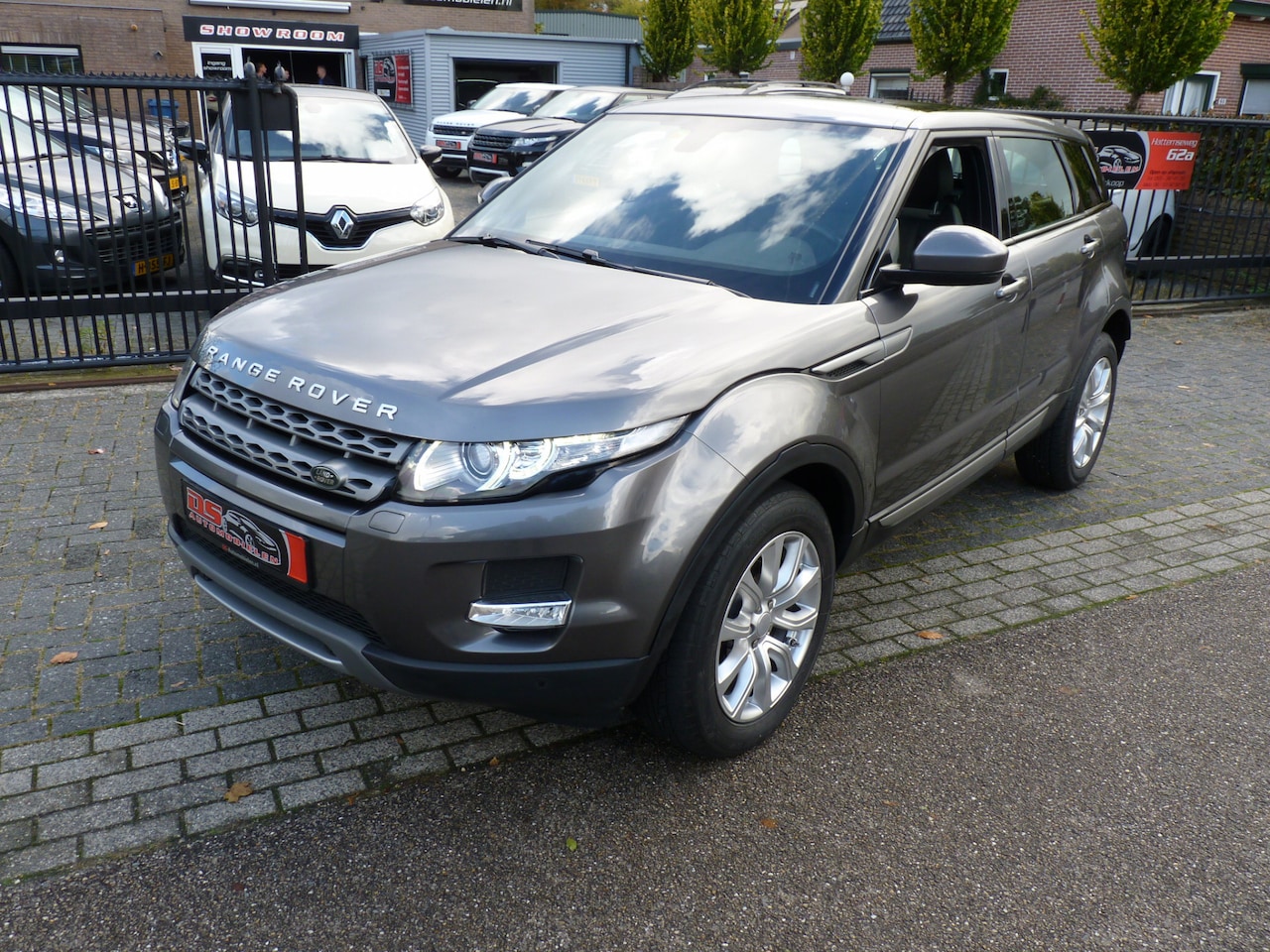 Land Rover Range Rover Evoque - 2.0 Si 4WD prestige AUTOMAAT RANGE ROVER EVOQUE AUTOMAAT ***AIRCO-NAVI-LEDER PANORAMADAK-S - AutoWereld.nl