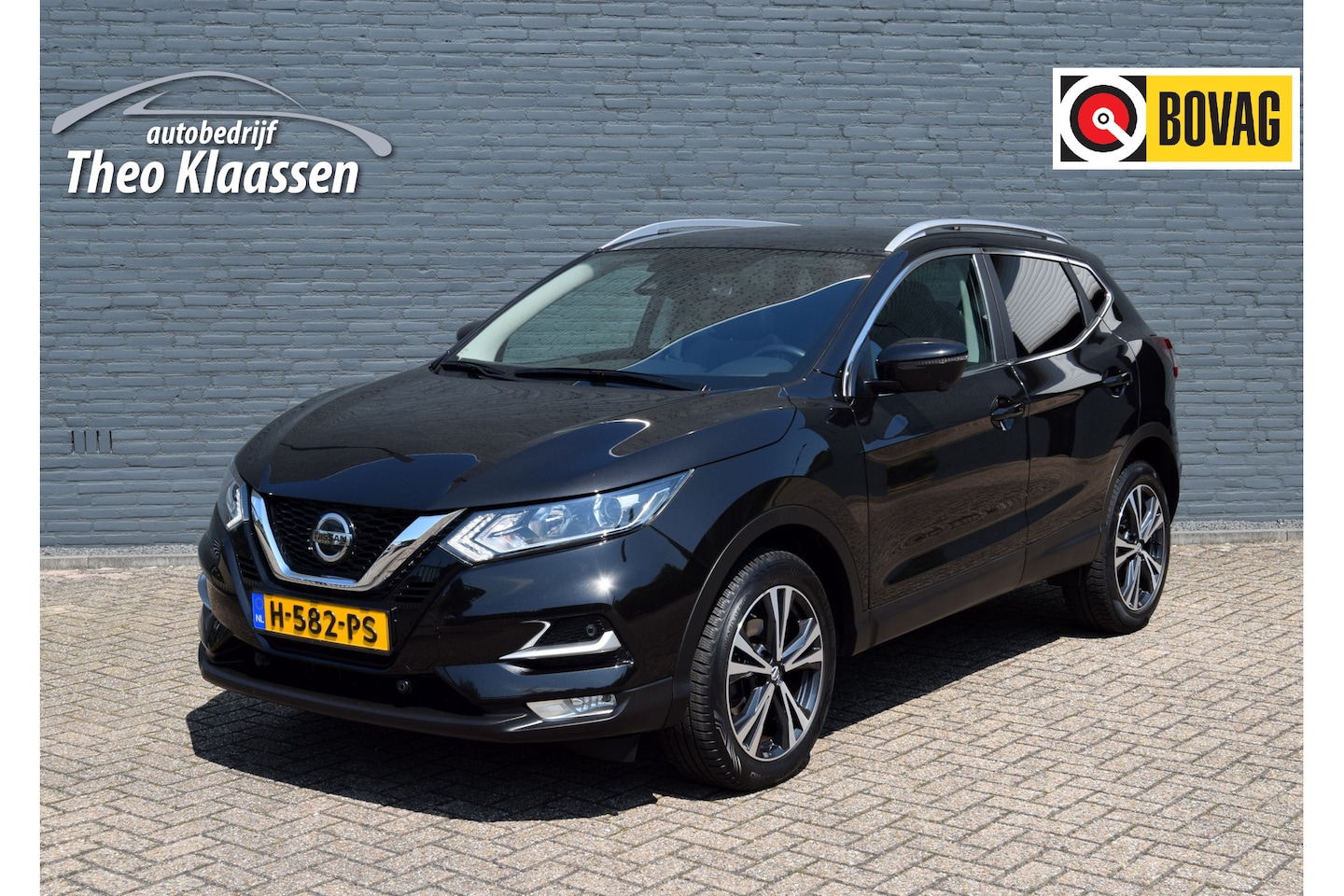 Nissan Qashqai - 1.3 DIG-T N-Connecta Design Panoramadak Navigatie - AutoWereld.nl