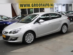 Opel Astra - 1.4 Turbo Design Edition Airco, Cruise Control, Trekhaak, Stuurbekrachtiging