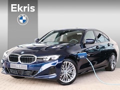BMW 3-serie - Sedan 330e | Entertainment Pack | M Hoogglans Shadow Line