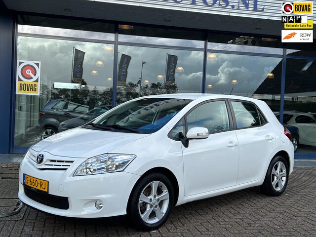 Toyota auris sales 2010 isofix