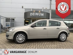 Opel Astra - 5drs 1.9 CDTI BUSINESS 5-deurs Airco, Trekhaak, Cruise contr, PDC, etc