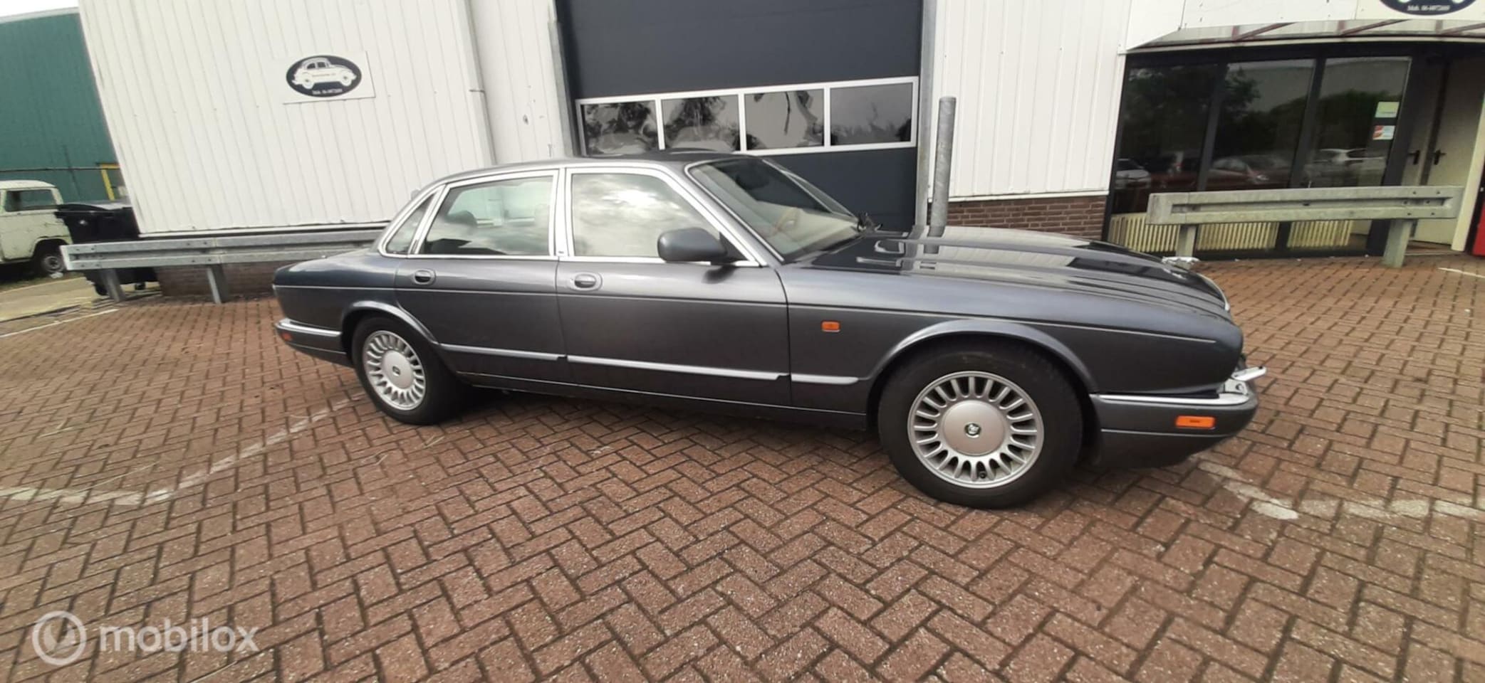 Jaguar XJ - 6.0 V12 6.0 v12 - AutoWereld.nl