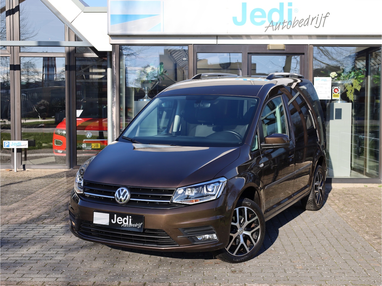 Volkswagen Caddy - Exclusive 2.0 TDI 75kw/102pk L1H1 BMT DSG7 - AutoWereld.nl