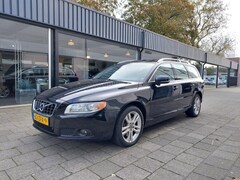 Volvo V70 - 2.0 D3 Summum 5 cilinder Standkachel Adaptieve cruise Dak Stoelverwarming Navi Electrisch