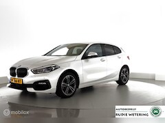 BMW 1-serie - 118i 140pk Automaat Executive Edition Sportline leer/led/nav/ecc/pdc/lmv17