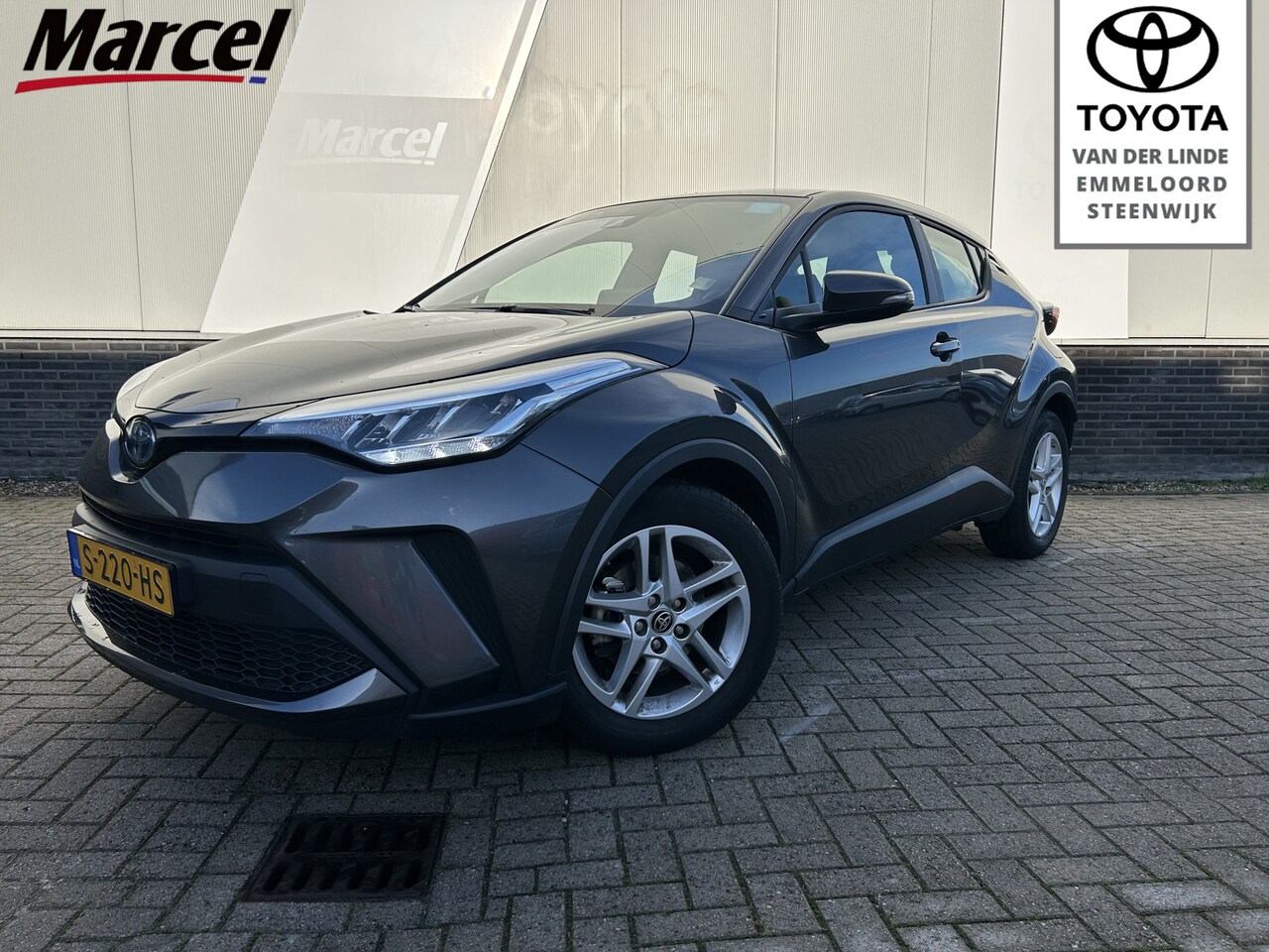 Toyota C-HR - 1.8 Hybrid Active Apple/AndroidCar NL-Auto - AutoWereld.nl