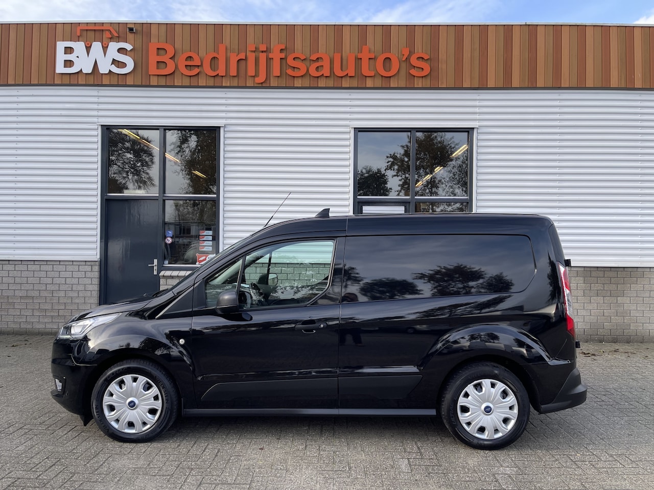 Ford Transit Connect - 1.5 EcoBlue L1 Trend / vaste prijs rijklaar € 14.950 ex btw / lease vanaf € 274 / airco / - AutoWereld.nl