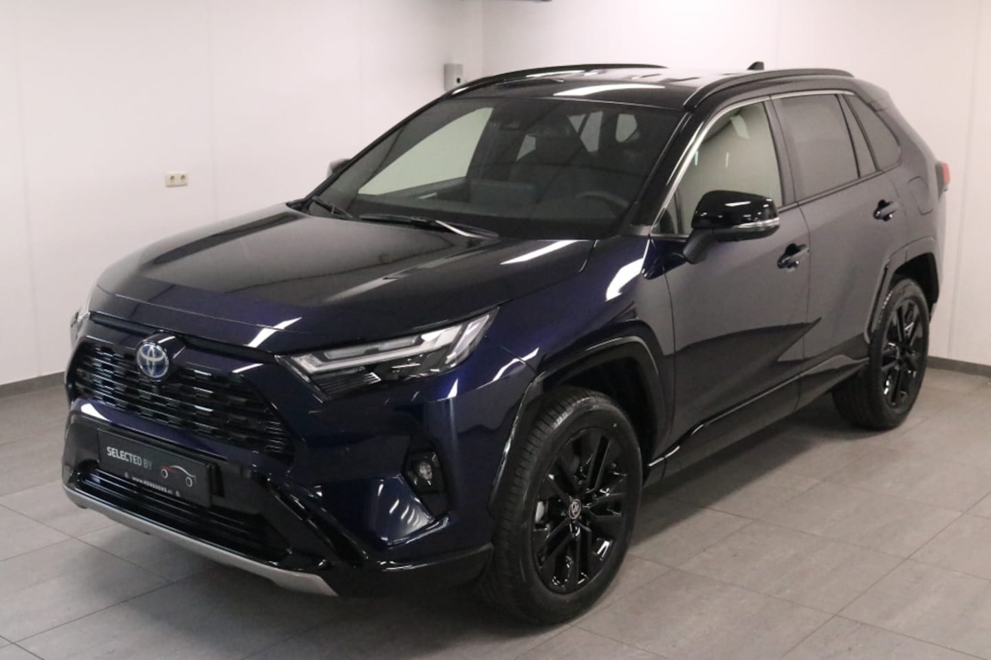 Toyota RAV4 - 2.5 Hybrid Style MY23 Bi-Tone | Innovation Pack - AutoWereld.nl