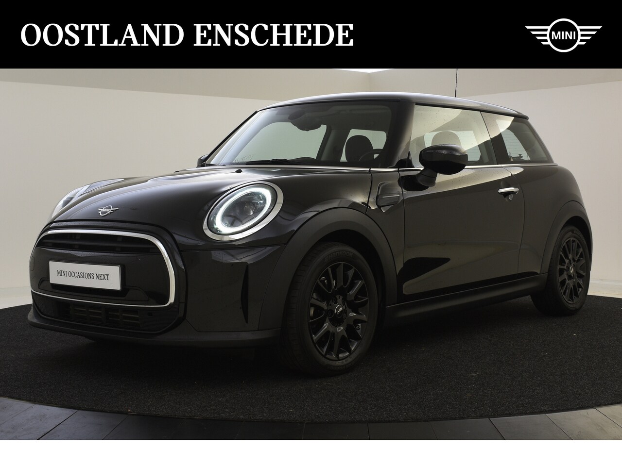 MINI Cooper Hatchback Essential / LED / Navigatie / Cruise Control