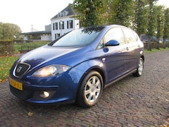 Seat Toledo - 2.0 FSI Businessline Ecc Cruisecontrol Navigatie Lm Velgen Trekhaak*Apk t/m 9-11-2025