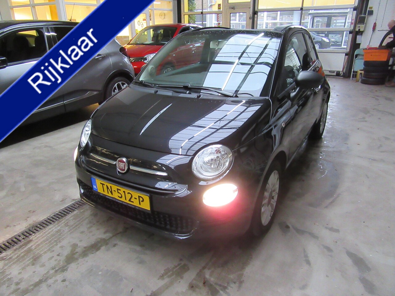 Fiat 500 C - 0.9 TwinAir Turbo Young CABRIO RADIO BLUETOOTH - AutoWereld.nl