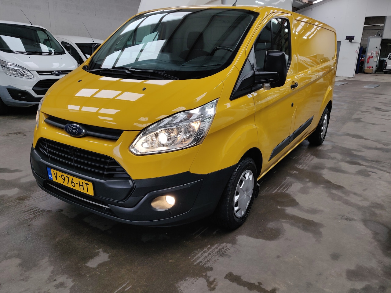 Ford Transit Custom - 290 2.0 TDCI L2H1 Trend 290 2.0 TDCI L2H1 Trend - AutoWereld.nl