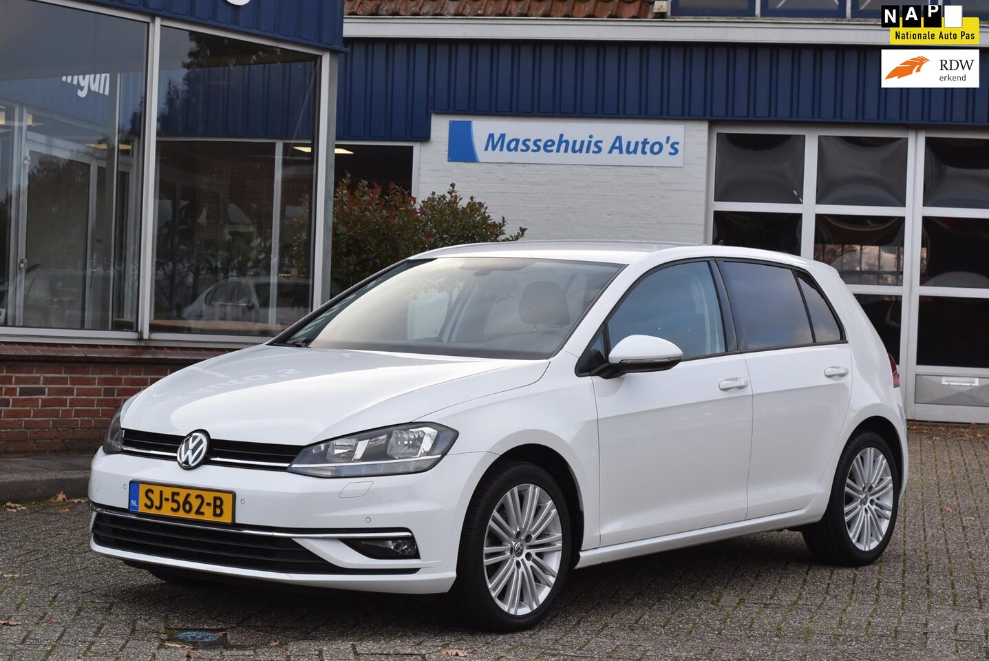 Volkswagen Golf - 1.0 TSI Comfortline 77dkm CarPlay LED Clima Cruise Nieuwstaat Nwe APK - AutoWereld.nl