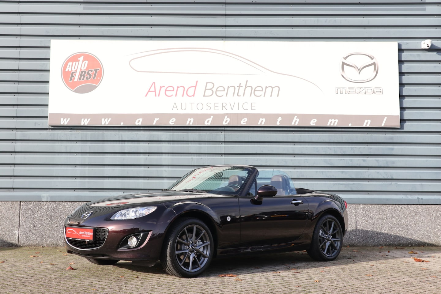 Mazda MX-5 - 1.8 Kyudo - Cruise - Stoelverwarming -  Radiant Ebony Metallic - AutoWereld.nl