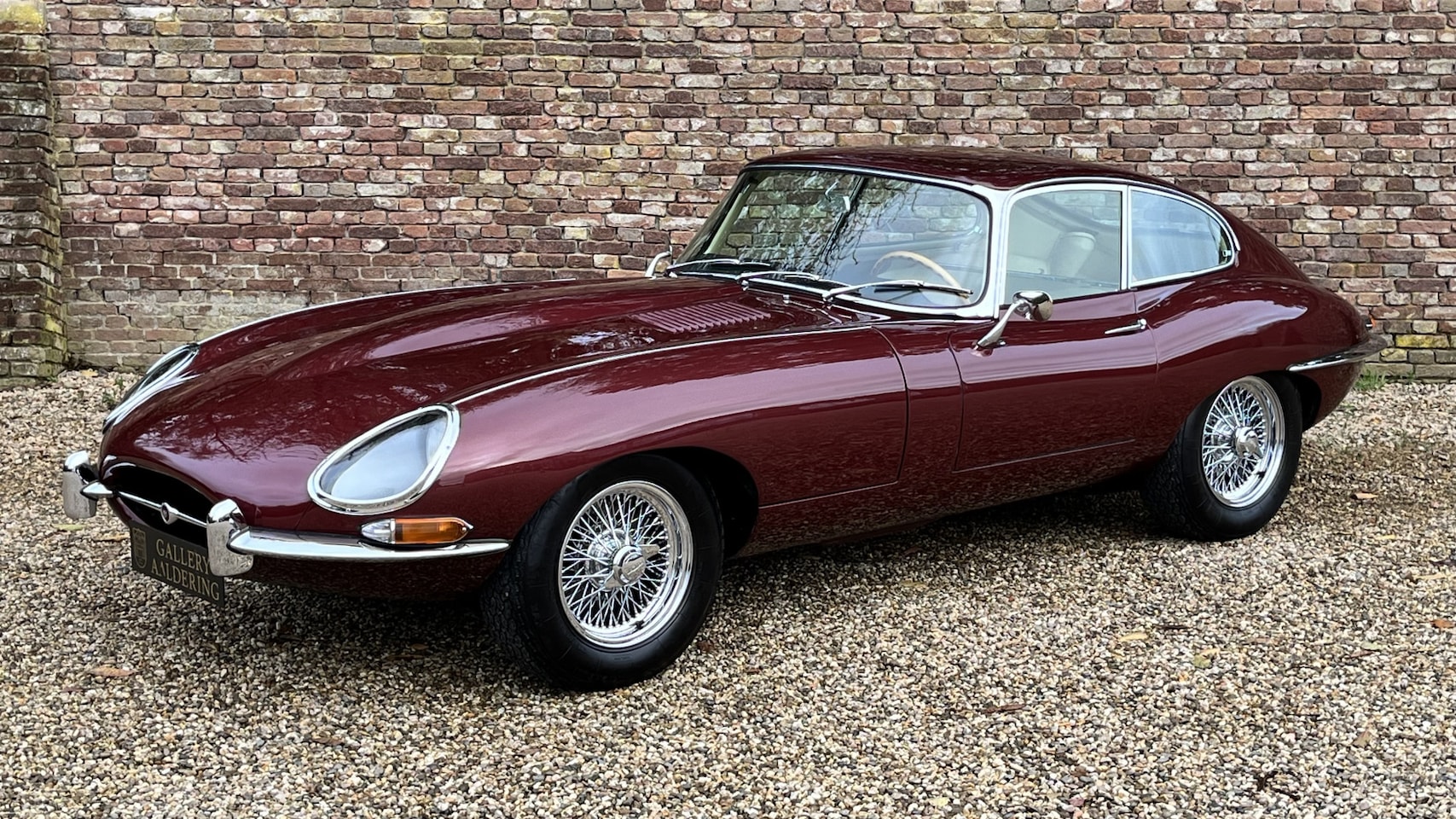 Jaguar "E" Type - restored condition, history-file (invoices, pictures) - AutoWereld.nl