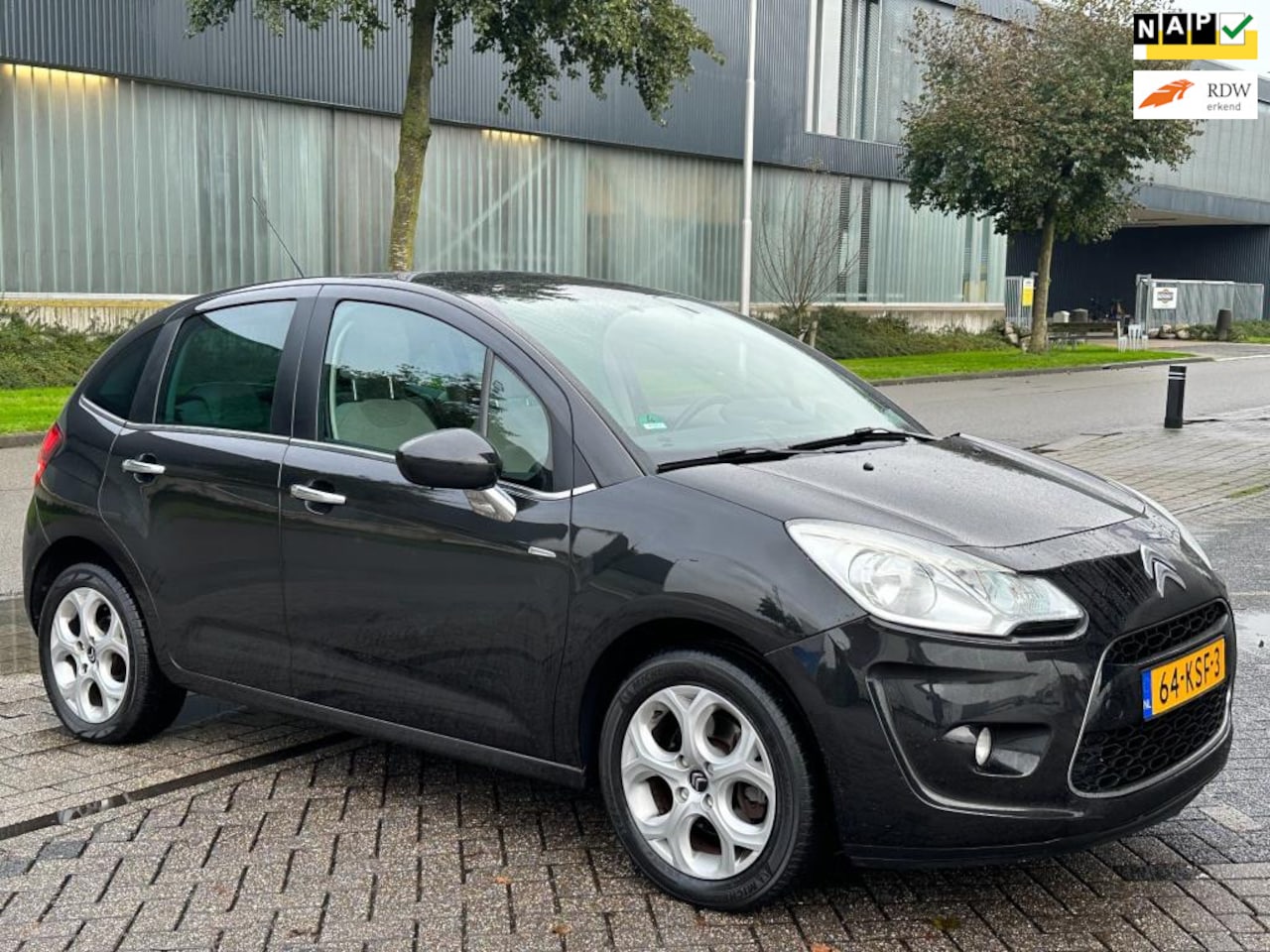 Citroën C3 - 1.6 VTi Exclusive, Nette auto, pano dak, Airco, Navi, Lichtmetaal, Pdc, Apk , Nap, Inruil - AutoWereld.nl