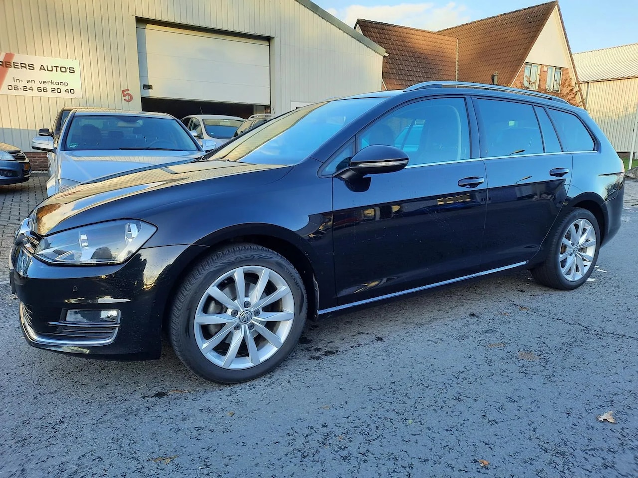 Volkswagen Golf Variant - 1.2 TSI 110PK AUTOMAAT/CLIMA/CAMERA/LEDER! - AutoWereld.nl