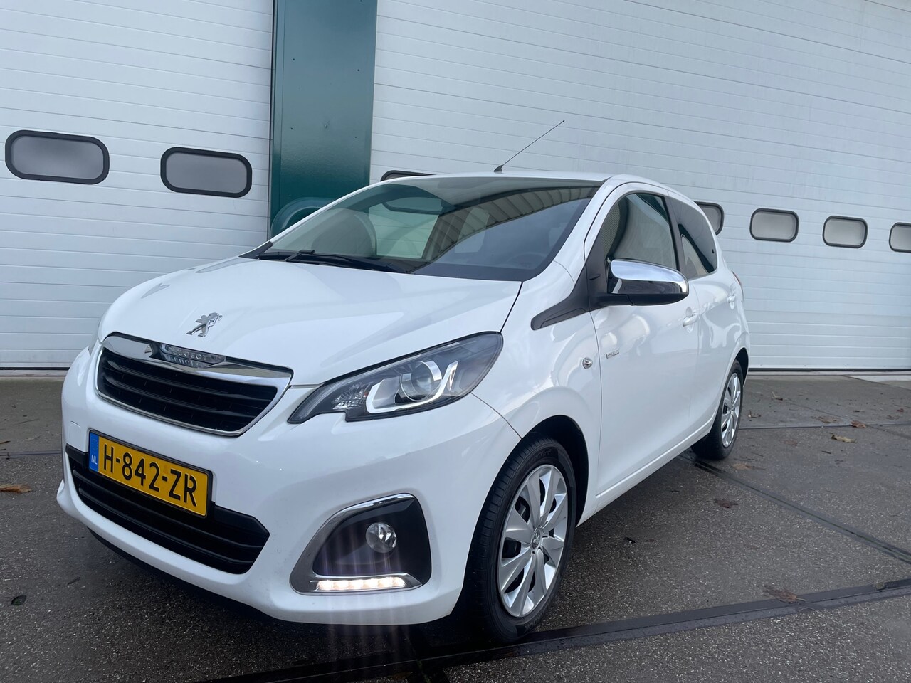 Peugeot 108 - 1.0 e-VTi Style Origin. 96.000Km ! - AutoWereld.nl