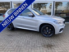 BMW X5 - M50d 381 PK / Schuif-Kanteldak / B&O Premium / Surround View