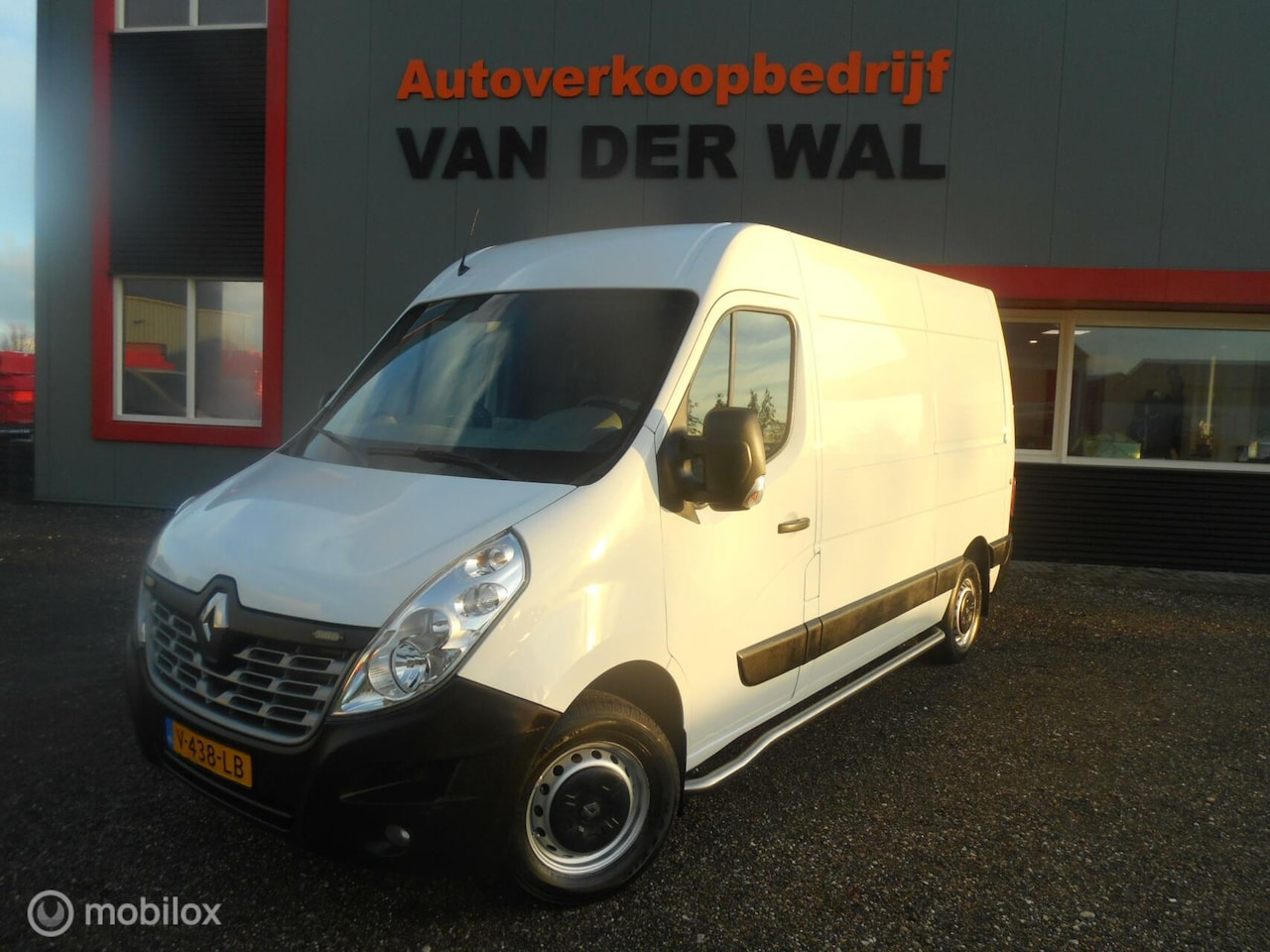 Renault Master - bestel T35 2.3 dCi L2H2/CLIMATECONTROL/CRUISECONTROL/NAVIGATIE - AutoWereld.nl