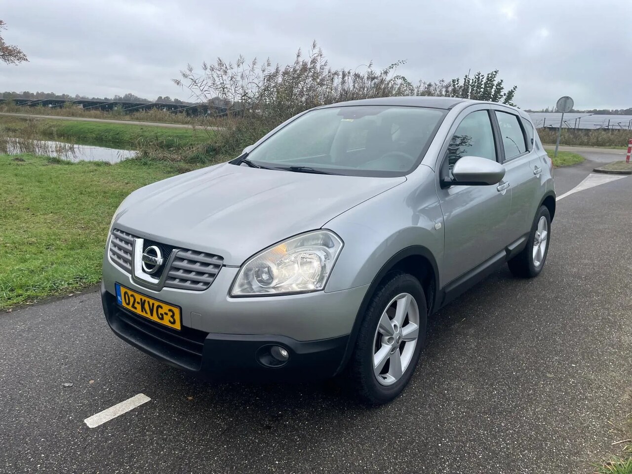 Nissan Qashqai - 1.5 dCi Acenta Pano/Xenon/trekhaak - AutoWereld.nl