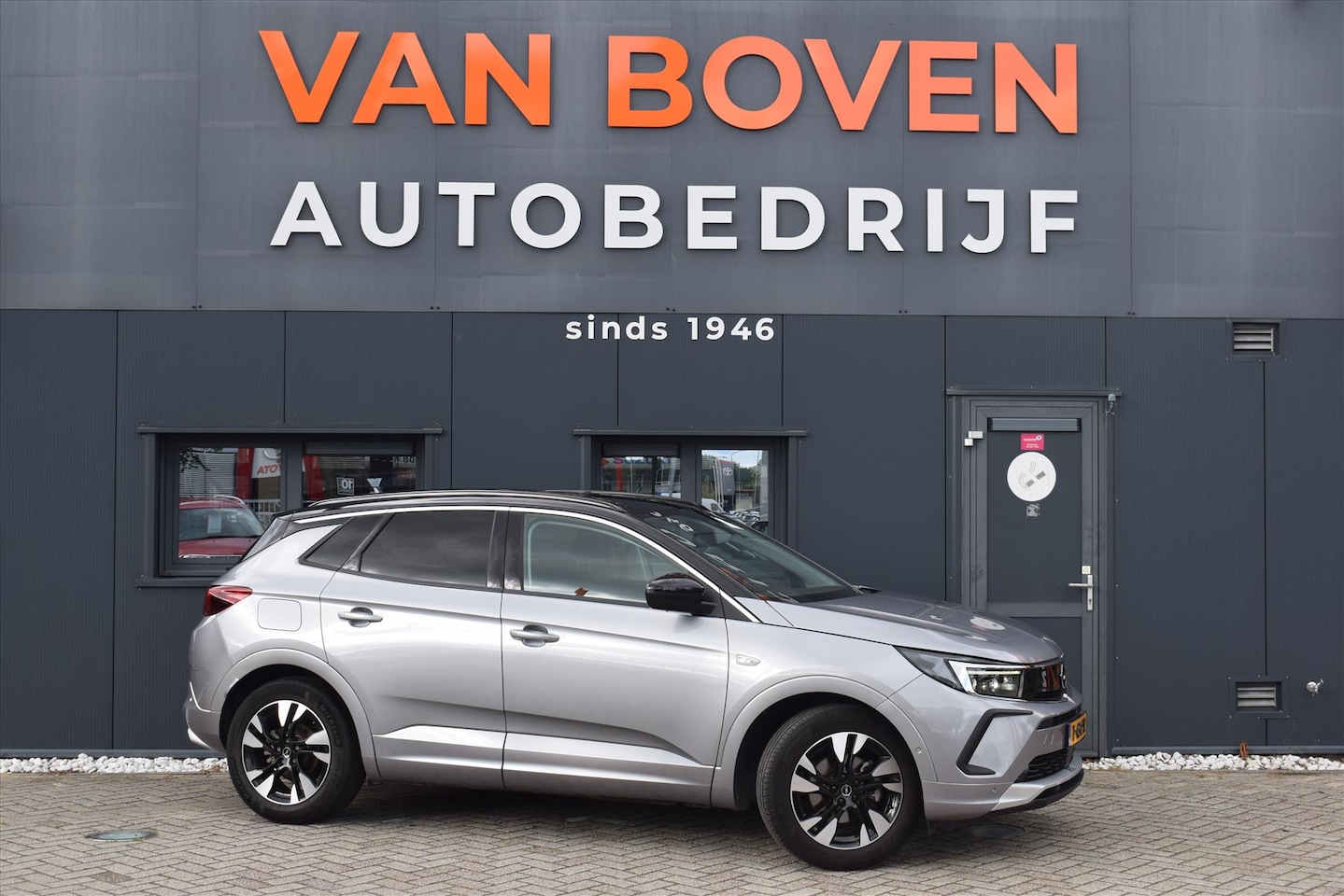 Opel Grandland - 1.2 Turbo 130pk S&amp;S Ultimate - AutoWereld.nl