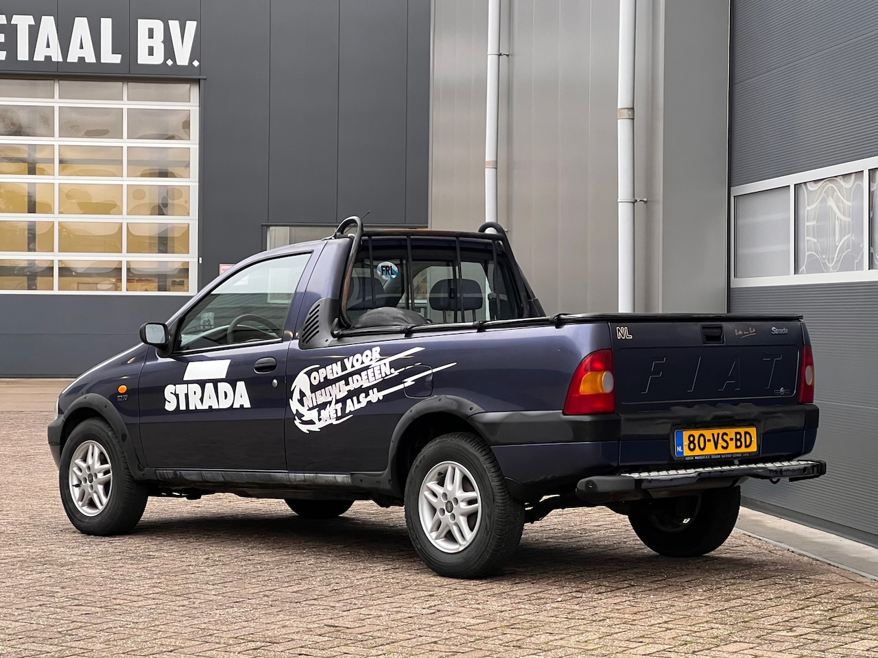 fiat-strada-pick-up-1-7-td-70-bj-2000-1e-eig-44000km-nap.jpg