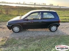 Opel Corsa - 1.4i Sport