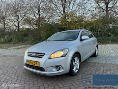 Kia Pro cee'd - 1.4 Fifteen ISG