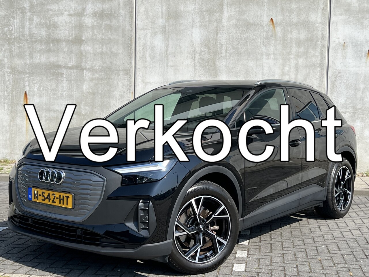 Audi Q4 - 35 Launch Edition | 12%Bijtelling | €34.579,- ex.btw | 19" Velgen | Camera+PDC | Navigatie - AutoWereld.nl