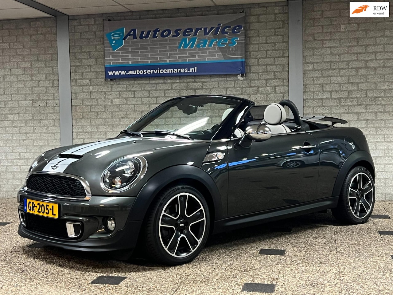 MINI Roadster - 1.6 Cooper S Chili 1.6 Cooper S Chili , Cabrio, CW Pakket, Leder, Navi, Xenon, Stoelverw. PDC, Cruise, 17 inc - AutoWereld.nl