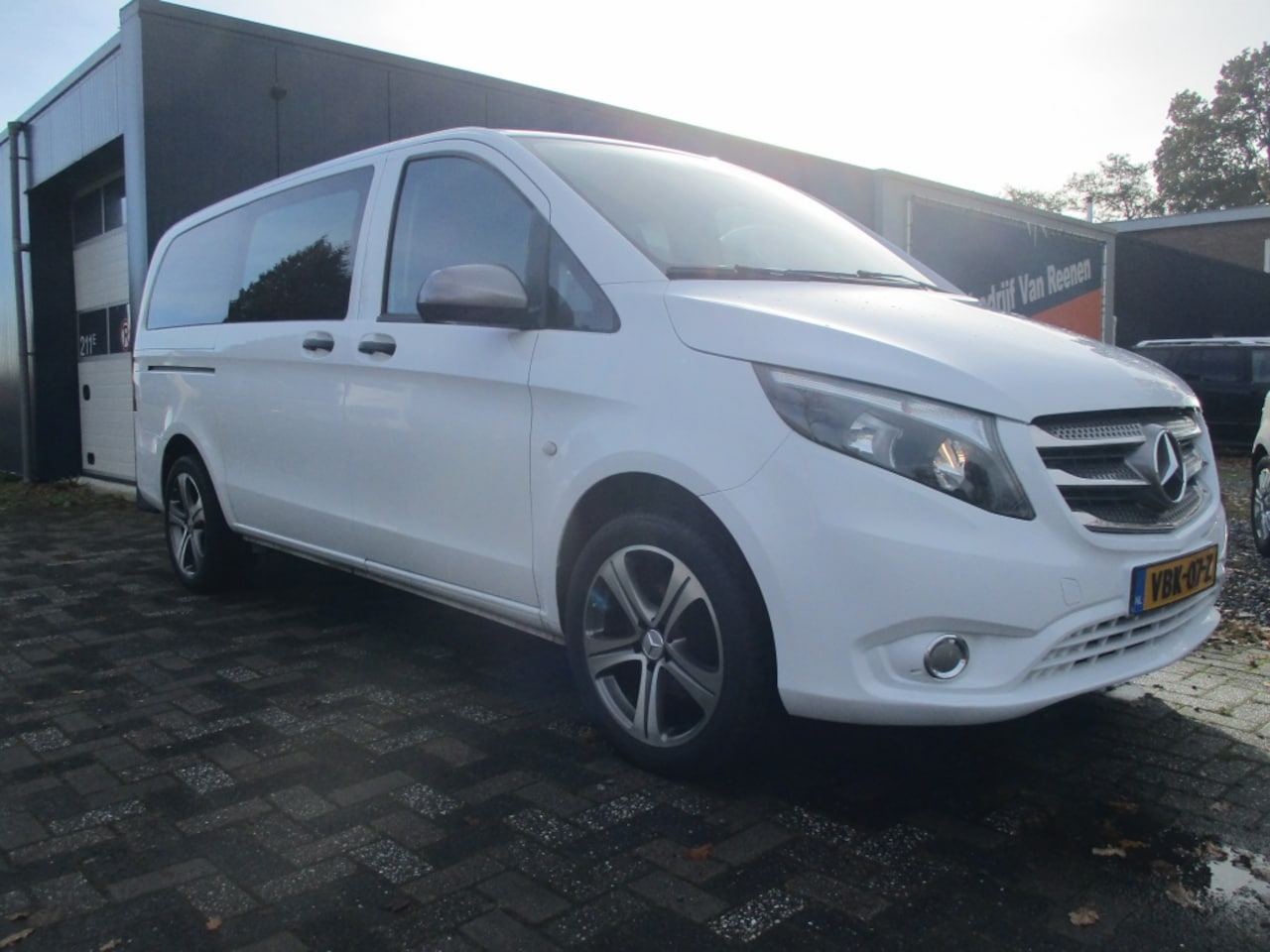 Mercedes-Benz Vito - 114 CDI Lang DC - AutoWereld.nl