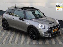 MINI Cooper S - 2.0 192PK Pano LED Sportstoelen Cruise