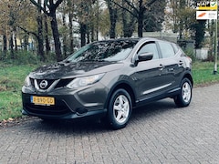 Nissan Qashqai - 1.2 Visia (bj 2015) AIRCO / TREKHAAK / CRUISE