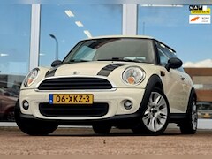 MINI One - 1.6 Business Line Navigatie Mooi 17"LM velgen