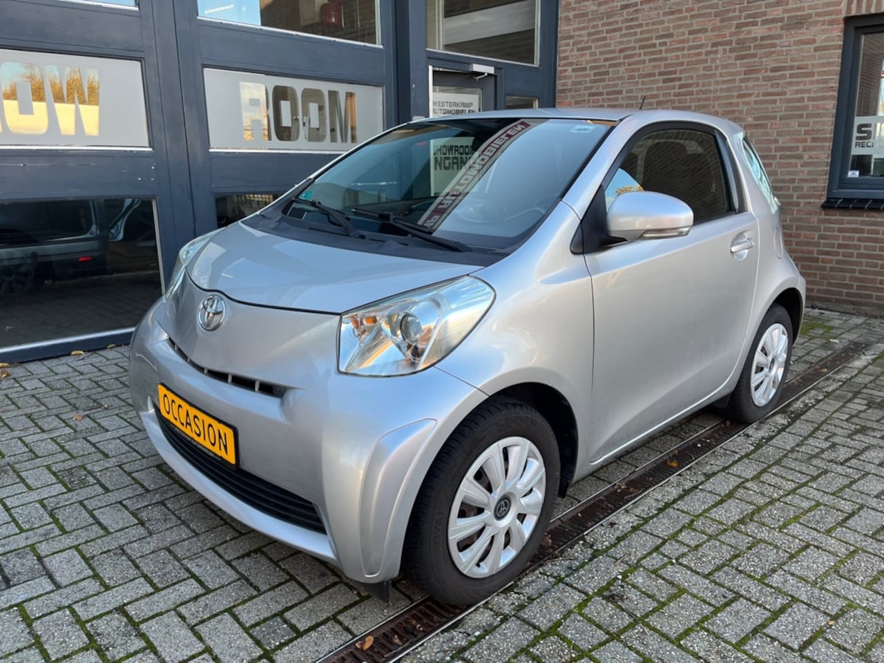 Toyota iQ - 1.0 VVTi Aspiration 1.0 VVTi Aspiration, Navigatie - AutoWereld.nl