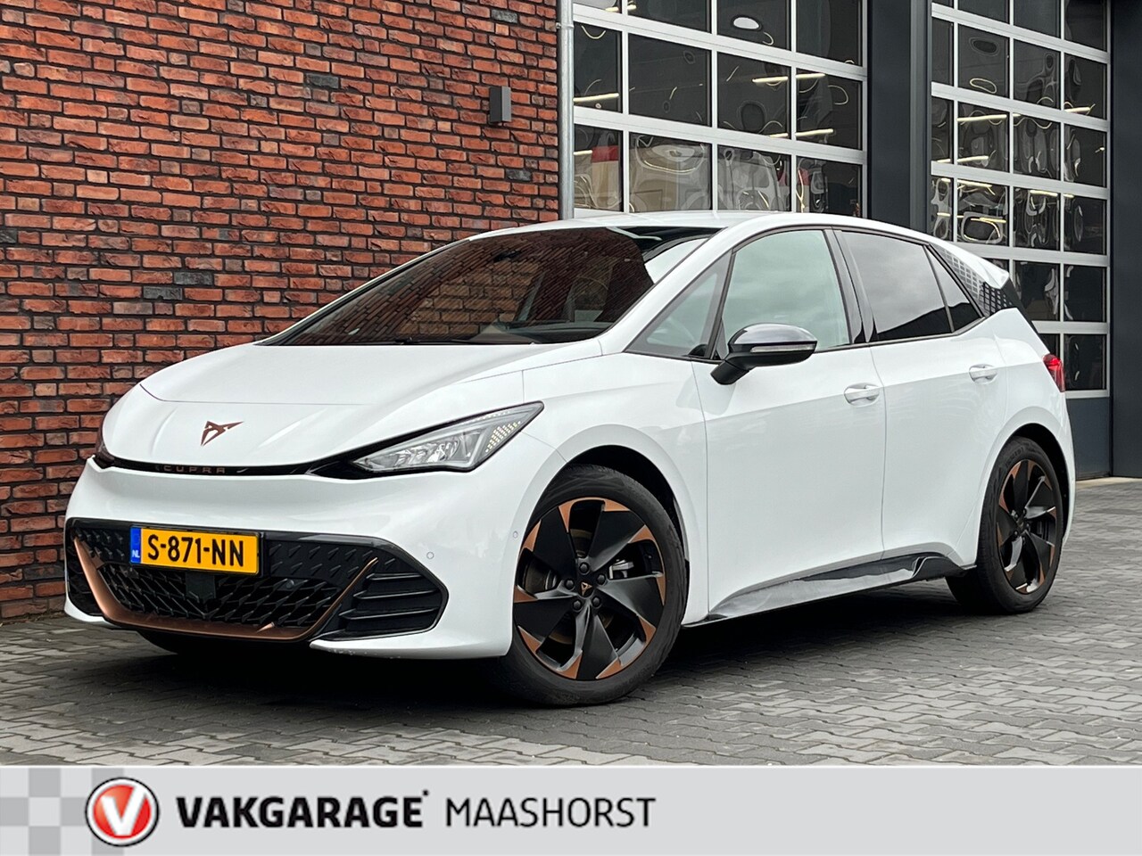 CUPRA Born - 58 kWh Adrenaline one Adapt.Cruise/AchteruitrijCam./LED/DAB/PDC/KeylessStart&Go/Clima/Airc - AutoWereld.nl